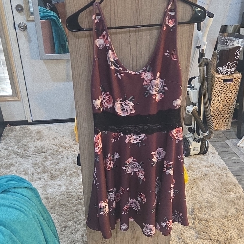 Rue21 Floral Burgundy Prom Dress